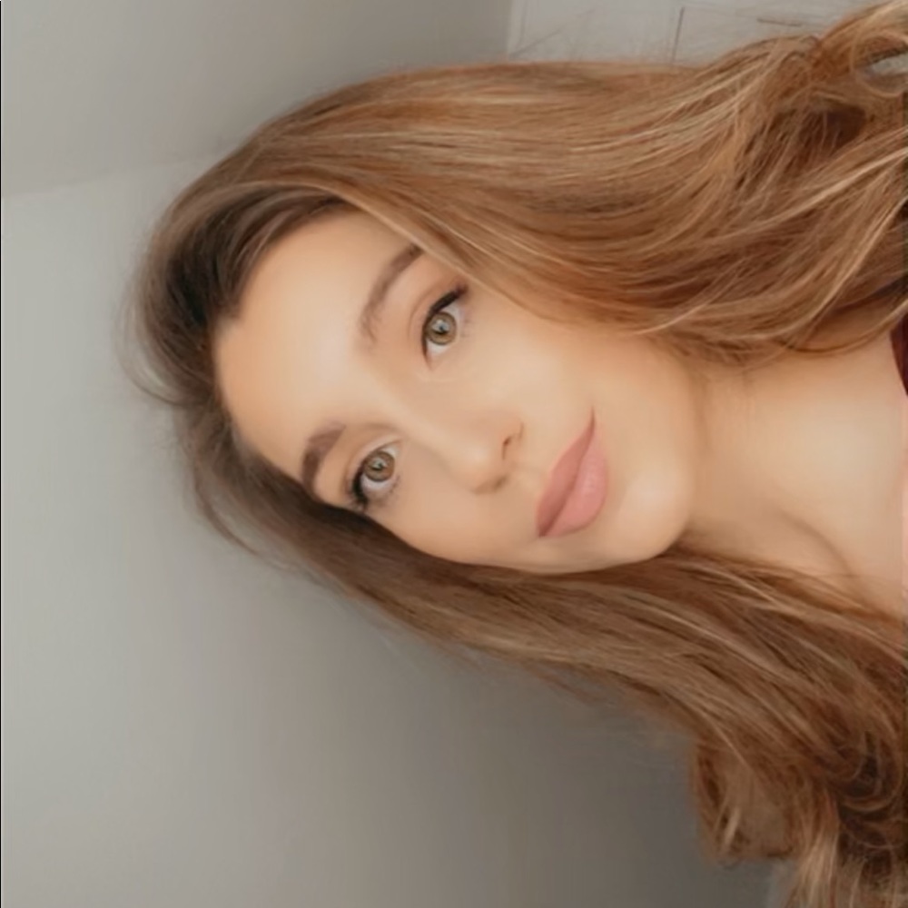 Meet your Posher, Mackenzie